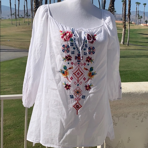 Johnny Was Tops - Johnny Was White Embroidered Top size Small
